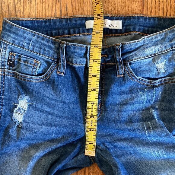 KanCan Distressed Jeans Size 26 - Picture 11 of 14